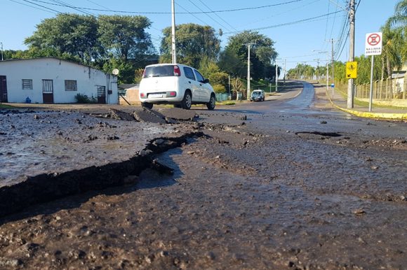 Rompimento De Rede Deixa Bairros Sem Gua Em Santa Cruz Gaz