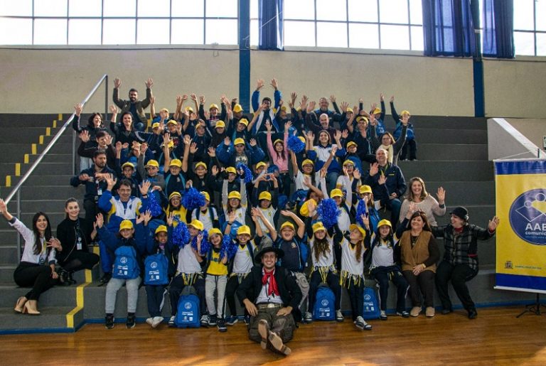 Fotos Alunos Do Programa Aabb Comunidade Recebem Mochilas E Uniformes