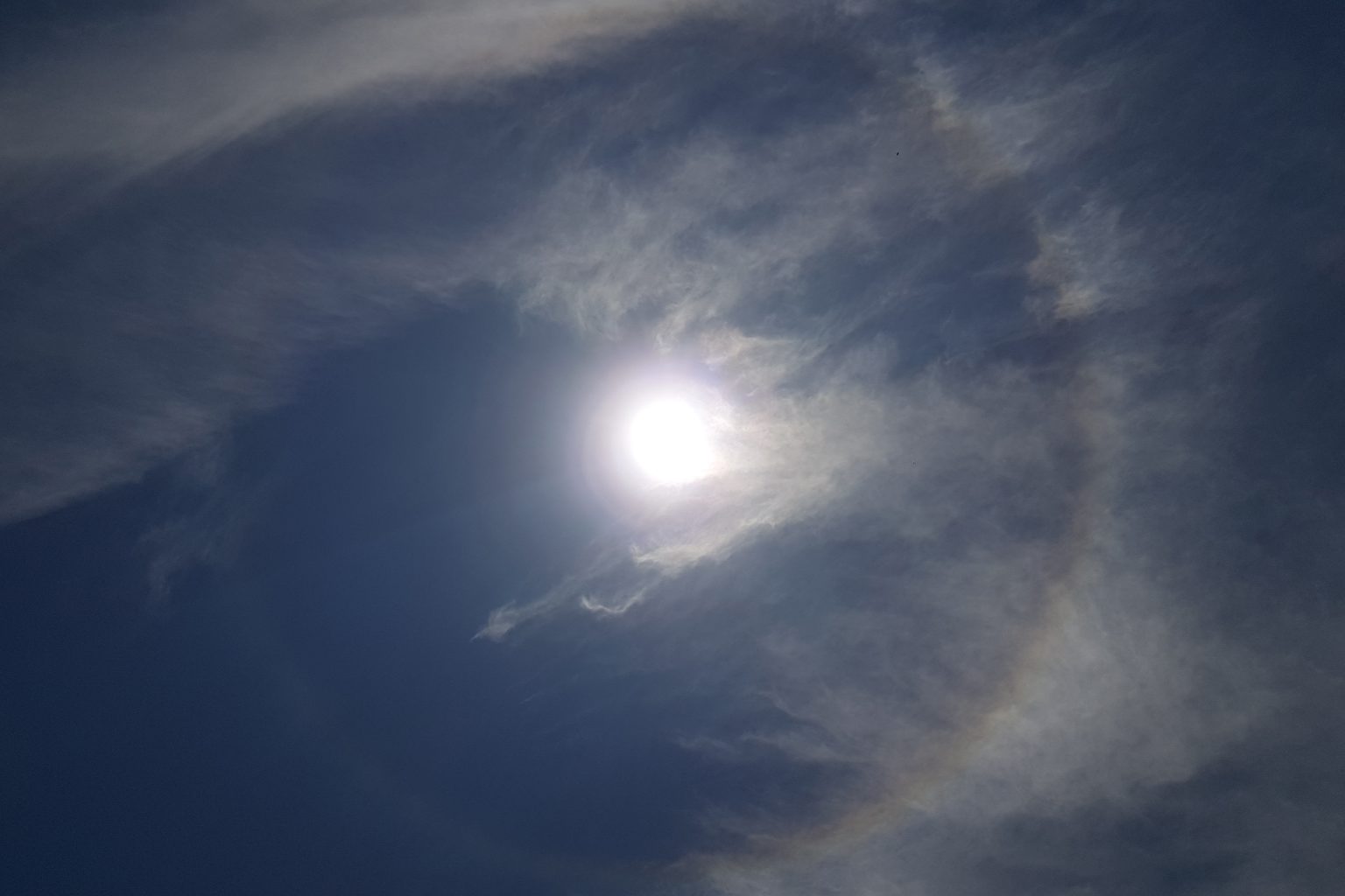 Círculo 'aparece' ao redor do sol em Maringá; veja o que é este fenômeno, Norte e Noroeste