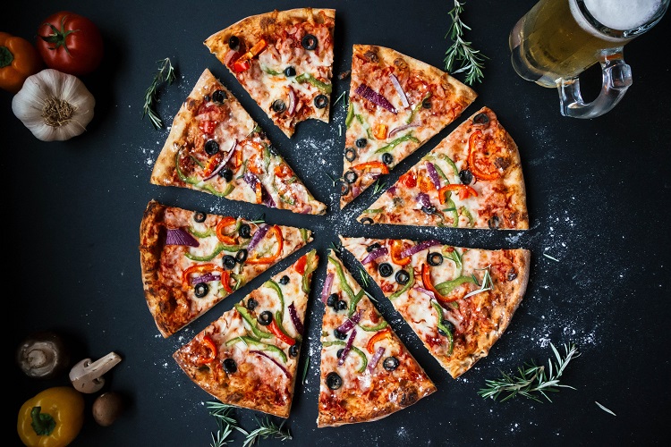 A Gazeta  Dia da Pizza: confira promoções e novos sabores para a data