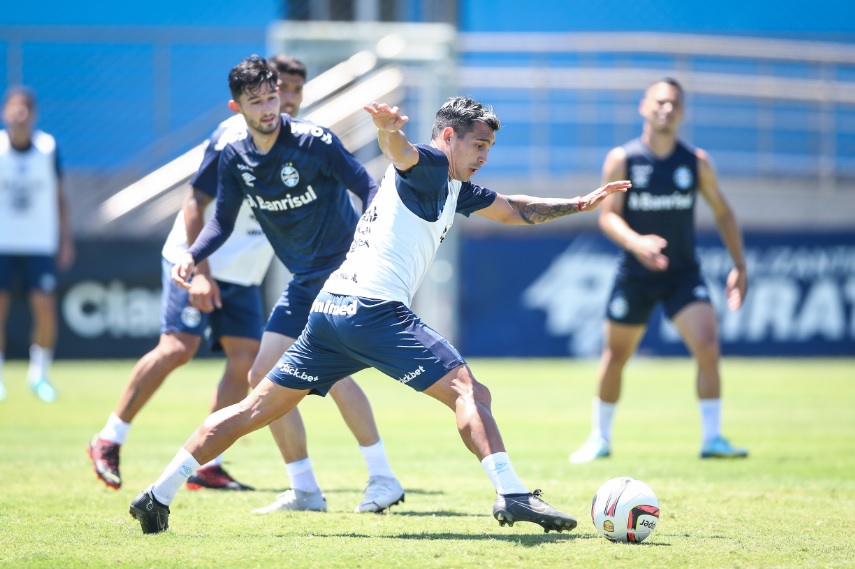 Grêmio vence o Novo Hamburgo em jogo-treino no CT Luiz Carvalho