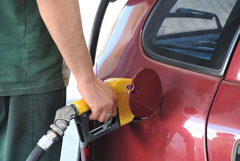 Gasolina teve alta de R$ 0,74 ao longo de 2023