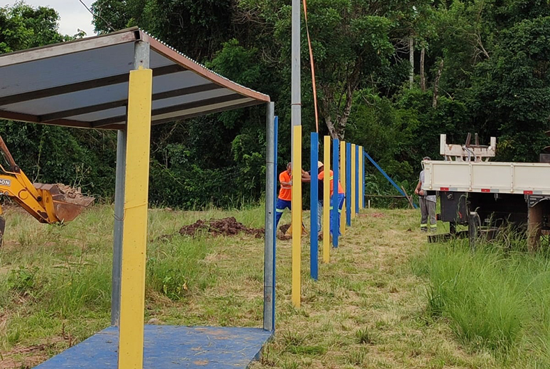 Avança a construção do campo de futebol do Boca Juniors em Santa Cruz