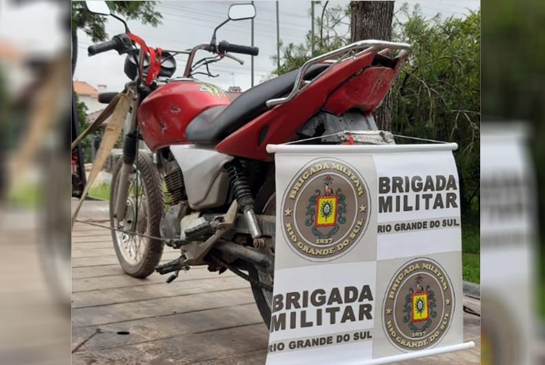 Brigada Militar prende homem que dirigia sem habilitação e com motocicleta adulterada
