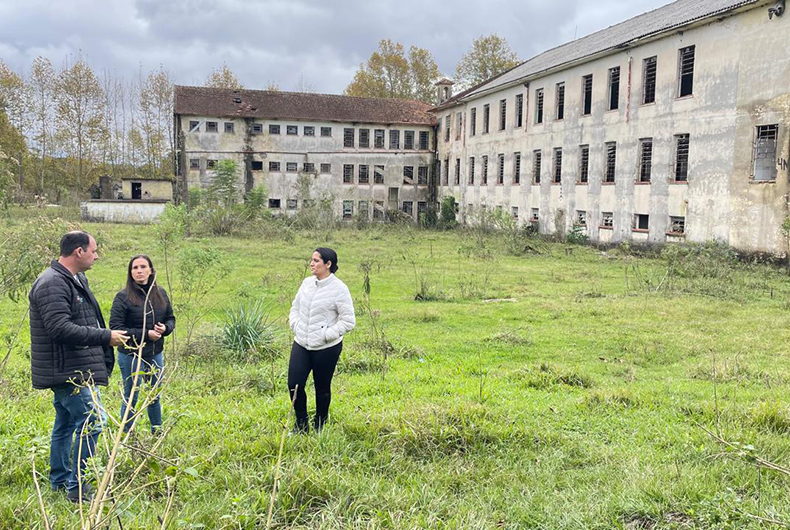 Venâncio Aires avalia projetos de infraestrutura em terreno do antigo Instituto Penal de Mariante